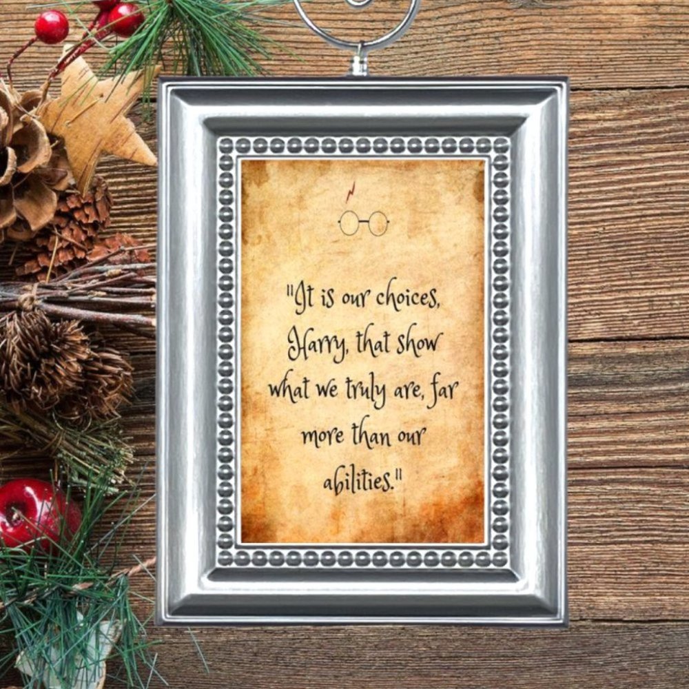 Harry Potter Quote IT IS OUR CHOICES Christmas‎ Tree Ornament